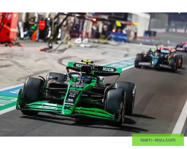 F1新赛季风云再起车队博弈与冠军悬念全面升级引爆全球车坛关注