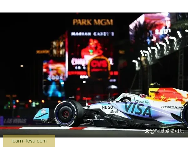 F1车队表现震撼 赛季争冠悬念加剧 新星崭露头角挑战传统强队