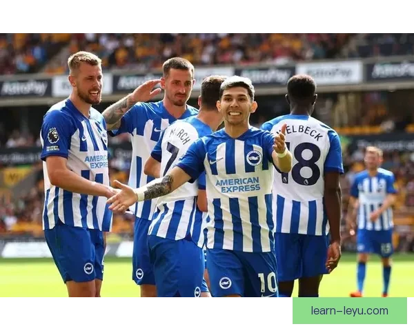 富勒姆俱乐部最新动态分析及赛季表现全景解读 富勒姆俱乐部最新动态分析及赛季表现全景解读