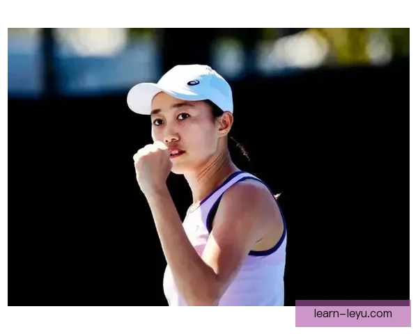 网球赛季精彩纷呈 世界顶尖选手激战正酣 新兴力量崭露头角