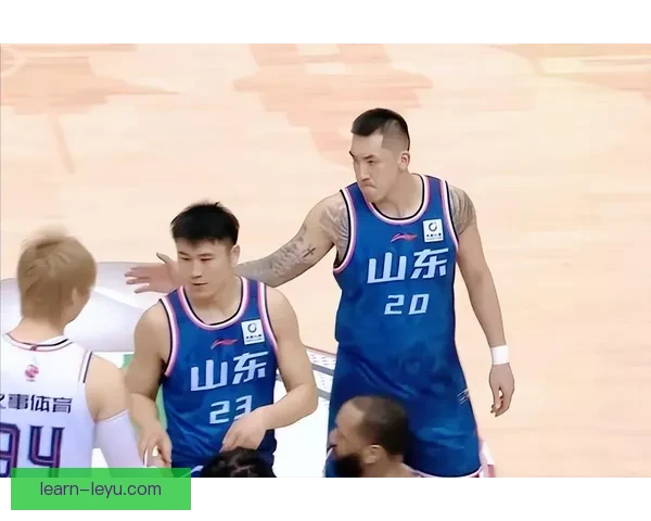 CBA季后赛激战正酣 广东队与辽宁队争夺总冠军悬念十足