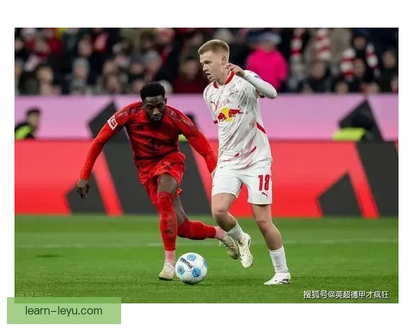 拜仁高层紧急商议阿方索戴维斯续约方案皇马持续推进引援计划谈判 拜仁高层紧急商议阿方索戴维斯续约方案皇马持续推进引援计划谈判